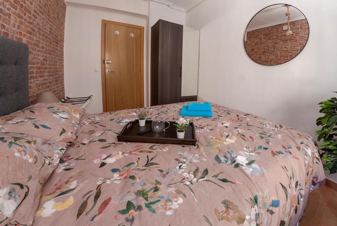Luxury Artistic Digital Nomad 2 Bedroom W/Terrace Валенсия Экстерьер фото